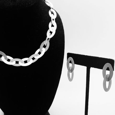 Oval Links Earrings