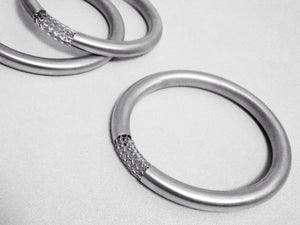 Tube and mesh bangle