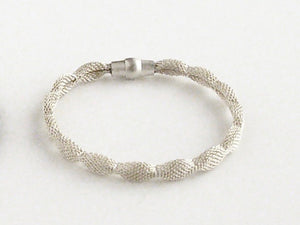 Folded mesh bracelet