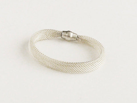 Oval mesh bracelet